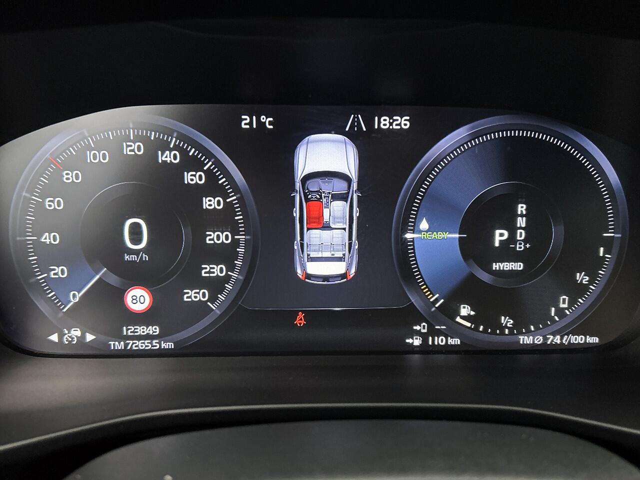 Volvo XC40 1.5 T5 Twin Engine R-Design Trekhaak | Climate Control | Cruise Contol | Achteruitrijcamera | Lichtmetalen velgen