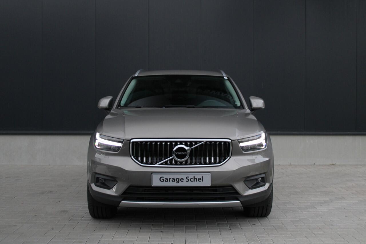 Volvo XC40 1.5 T4 Recharge Inscription - Pilot Assist - Keyless - Navi - Camera - Stoel/Stuurverwarming - LED - Rijklaar