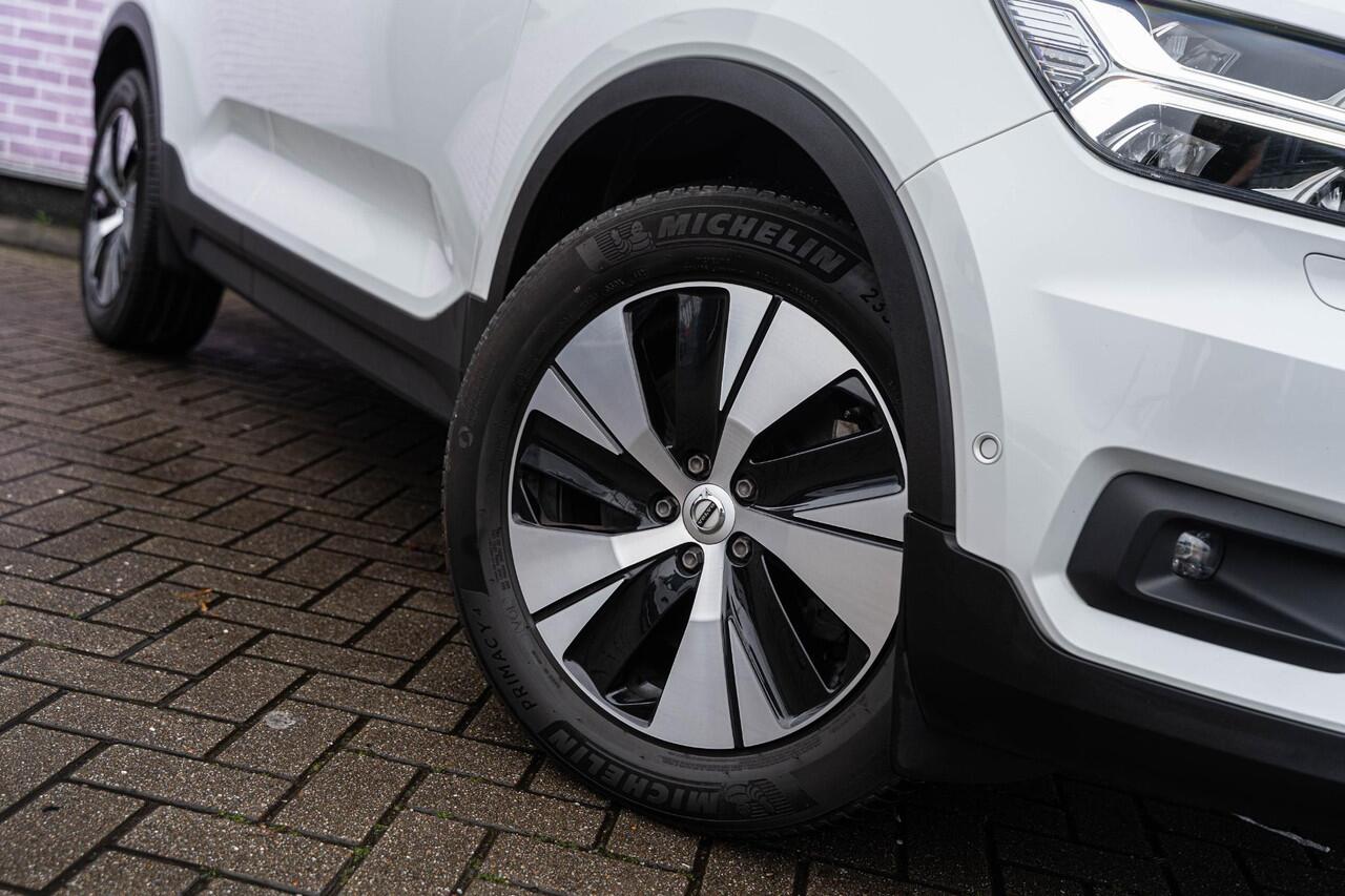 Volvo XC40 Recharge T5 Inscription Expression | Trekhaak | Adaptive cruise control | 360 camera | Harman Kardon audio | Stoel- en stuurwielverwarming | Elektrische stoelverstelling | Actieve LED koplampen |