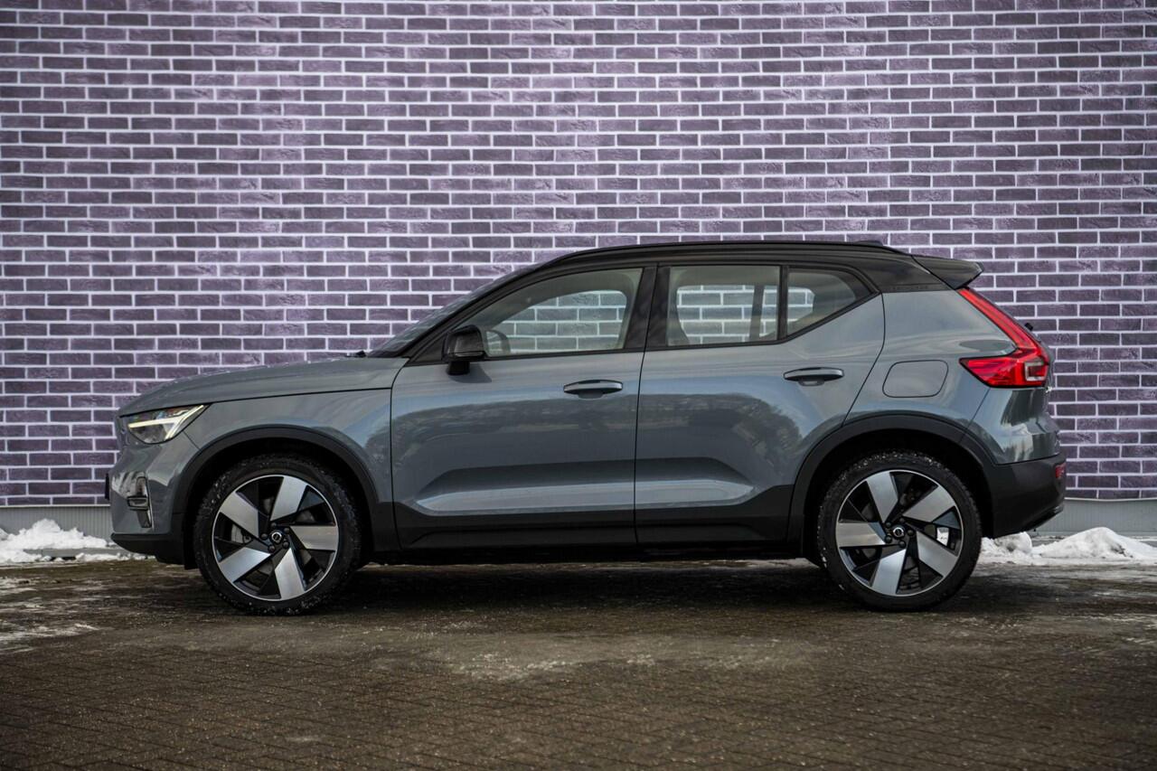 Volvo XC40 Recharge Plus 70 kWh | Adaptive Cruise Control | Dodehoek Detectie | SOH 95% | Stoel en Stuurverwarming | 20" | Nubuck Bekleding |