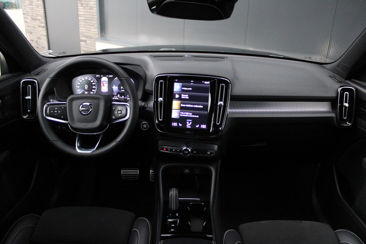Volvo XC40 1.5 T4 Recharge R-Design - Navi - Camera - H&K - Stoel-Stuurverwarming - Rijklaar
