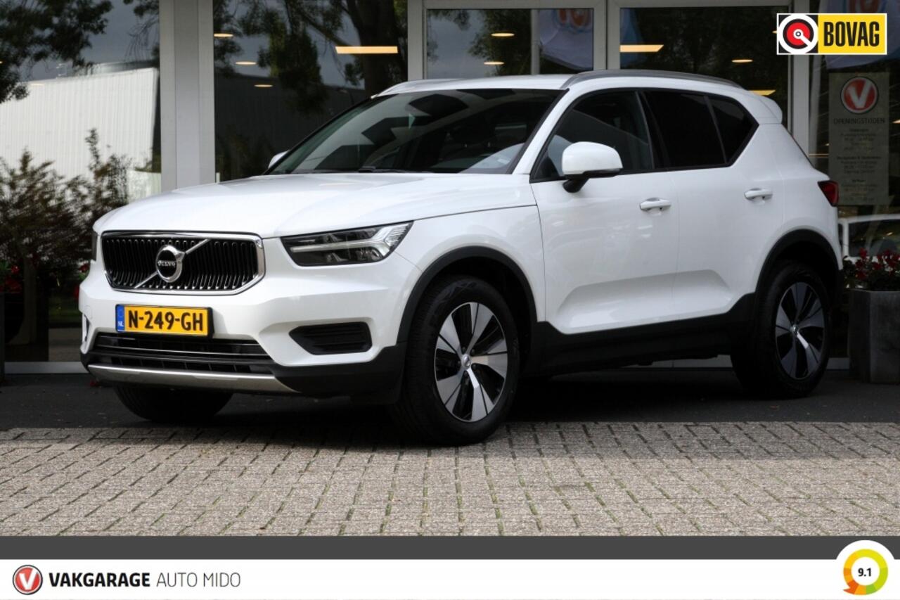 Volvo XC40 1.5 T3 Momentum Pro | Leder interieur | Winterbanden set