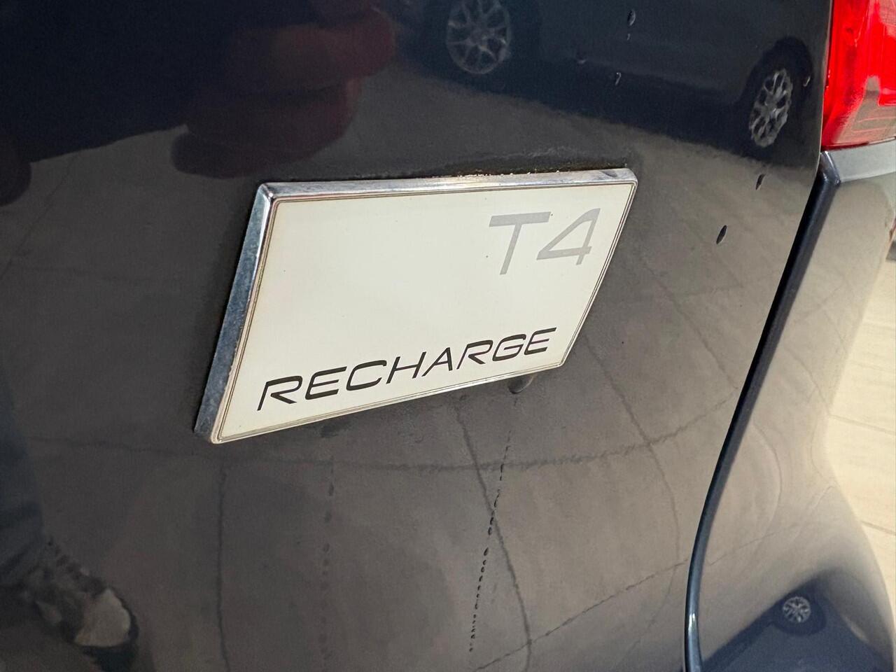 Volvo XC40 T4 Aut. Plug-in Hybrid Inscription Keyless CruiseControl Navigatie 211pk