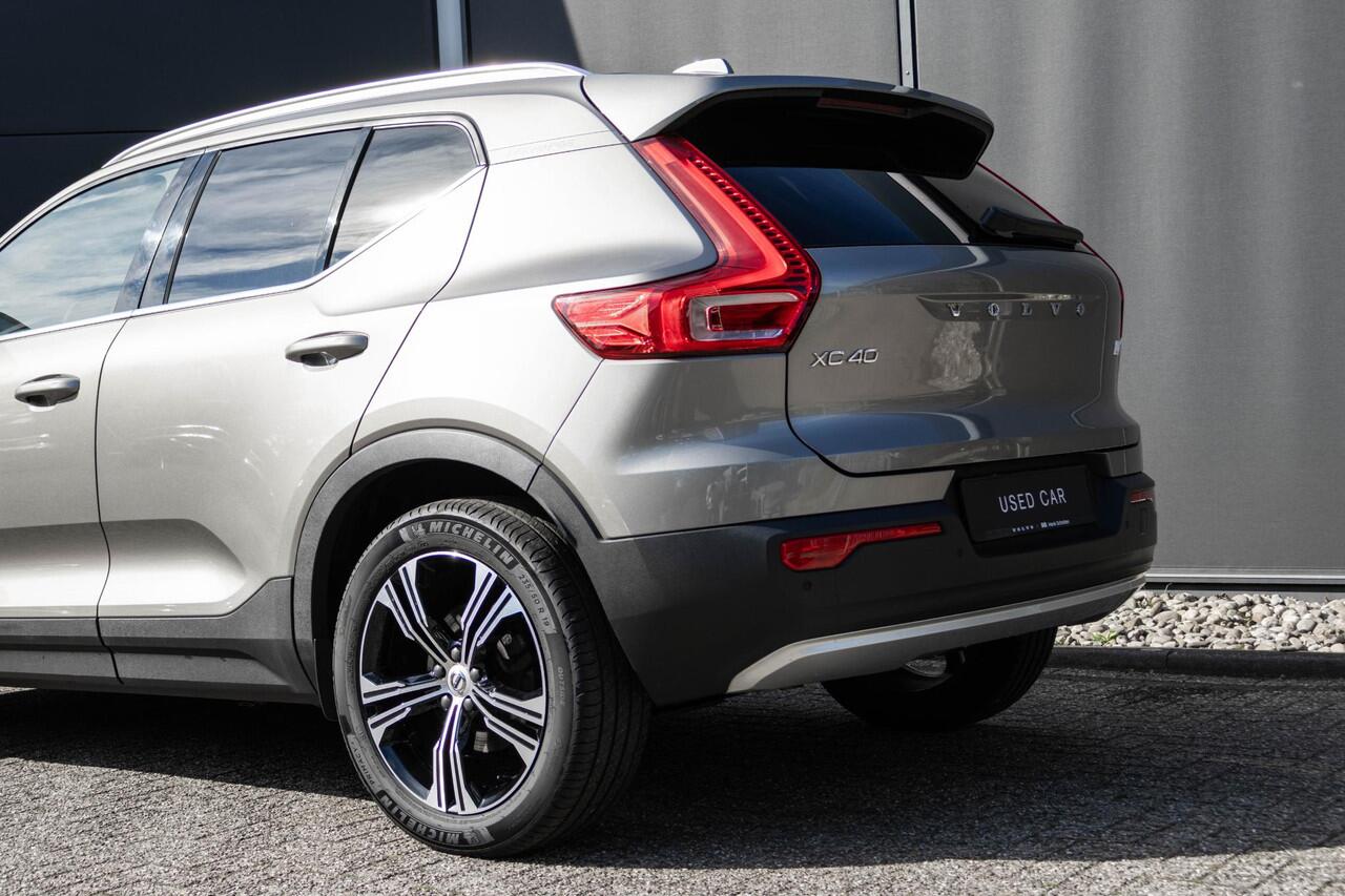 Volvo XC40 T5 Recharge Inscription | Blond lederen bekleding | Adaptive Cruise Control | Parkeerverwarming | 360° Parkeercamera | Parkeersensoren voor + achter | Stoelverwarming voor + achter | BLIS | Harman Kardon Premium Audio