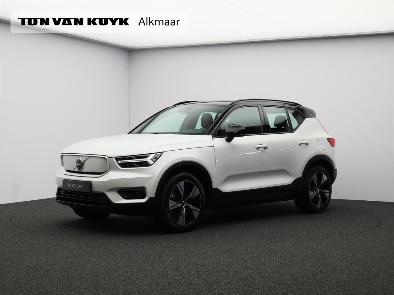 volvo-xc40-recharge-p8-awd-r-design