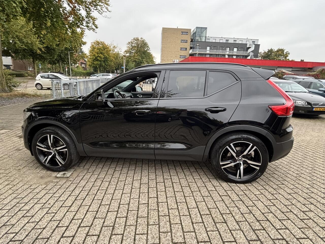 Volvo XC40 1.5 T5 Recharge R-Design Panorama DAB Keyless