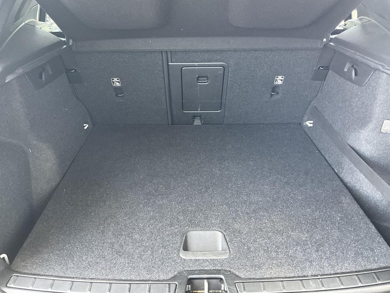 Volvo XC40 1.5 T2 Momentum