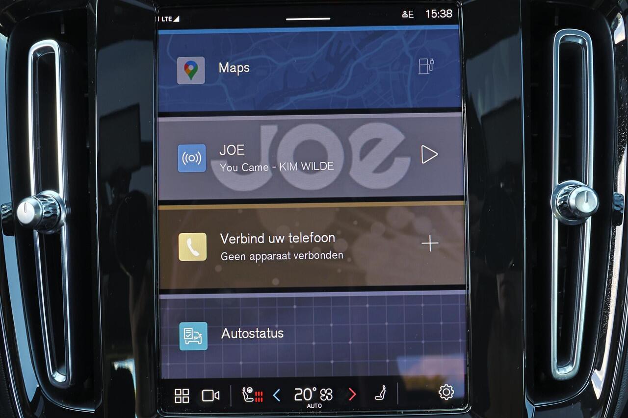 Volvo XC40 Extended Range Ultimate 82 kWh - Panorama/schuifdak - IntelliSafe Assist & Surround - 360º Camera - Harman/Kardon audio - Verwarmde voorstoelen, stuur & achterbank - Parkeersensoren voor & achter - Elektr. bedienb. voorstoelen met geheugen - Warmtepomp - 