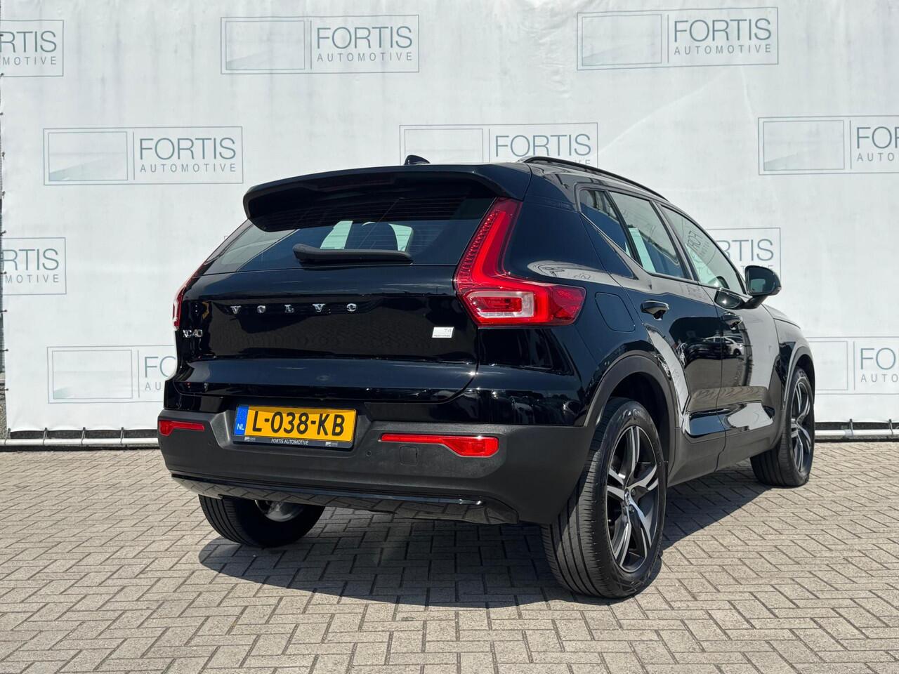 Volvo XC40 1.5 T4 Recharge R-Design Expression NL AUTO | CAMERA | PANO |