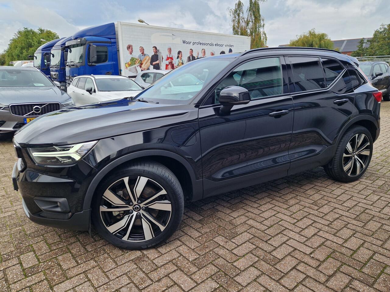 Volvo XC40 1.5 T5 Recharge R-Design NL AUTO | Panoramadak | Harman Kardon | Camera