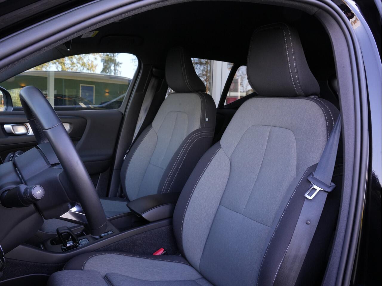 Volvo XC40 1.5 T4 Plug-in hybrid Core Bright | Driver Assist | LED | Stoel+Stuurverwarming