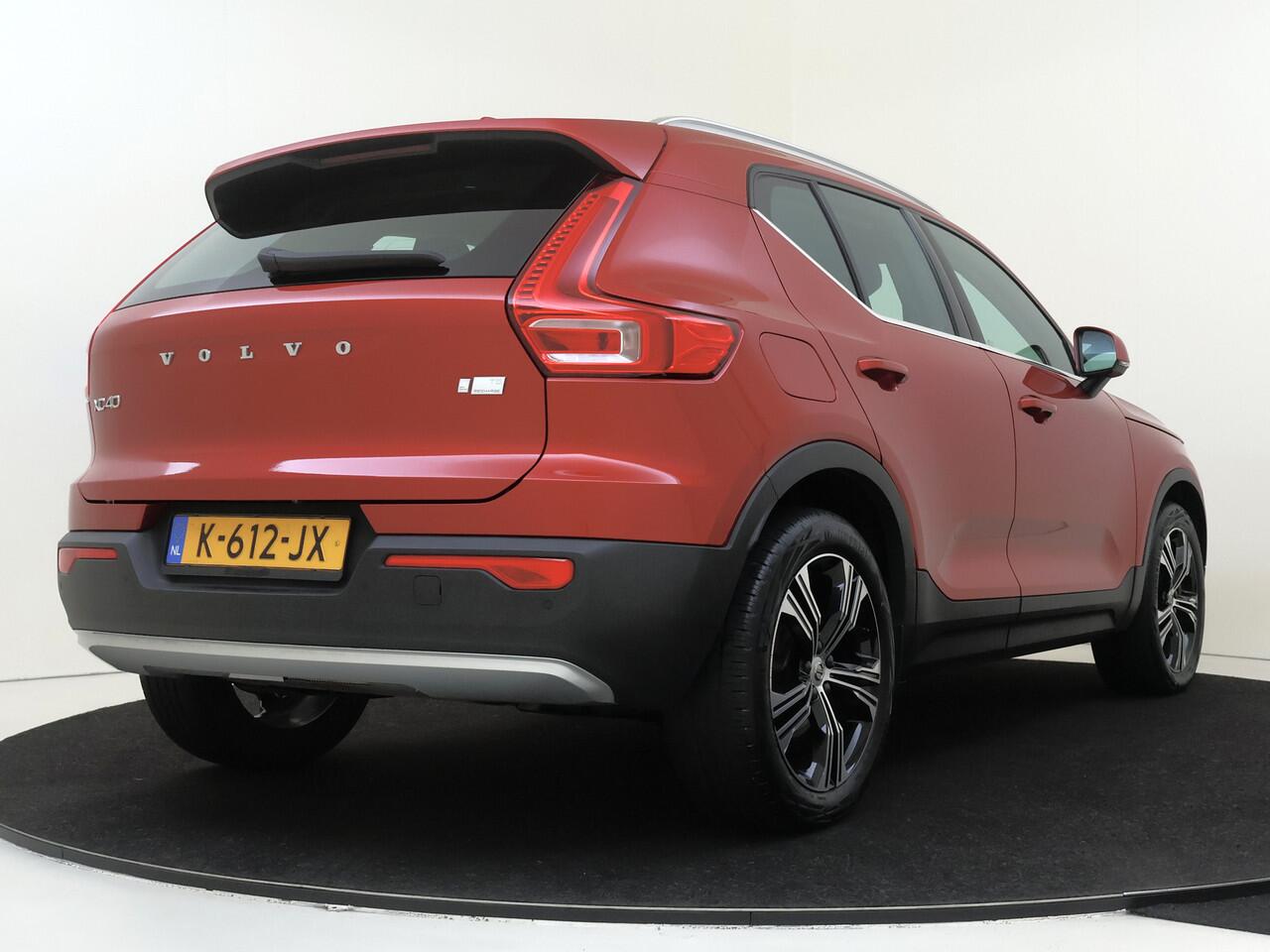 Volvo XC40 1.5 T5 Recharge Twin Engine Inscription | Harman Kardon | Stoel en Stuurverwarming | Camera | 262PK!