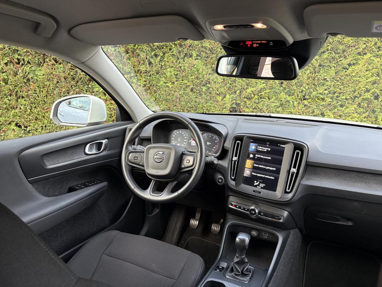 Volvo XC40 T2 Handg. Momentum Core