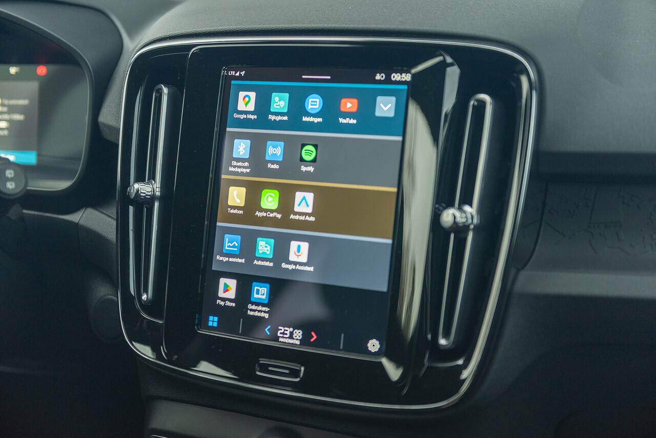 Volvo XC40 Recharge Aut. Luxe Stoelen Parkeercamera CruiseControl Trekhaak 231pk