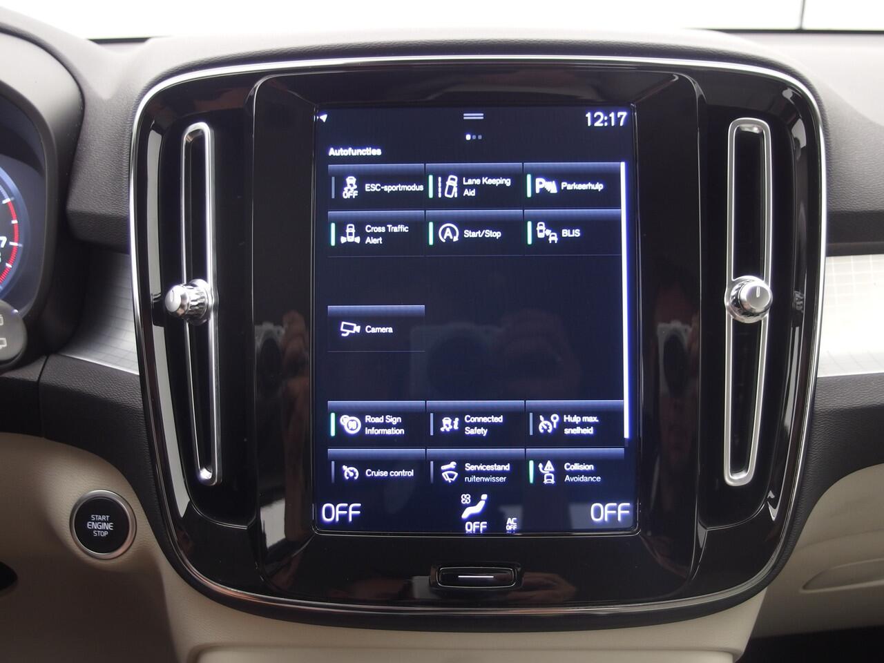 Volvo XC40 1.5 T3 Business Pro AUTOMAAT / TREKHAAK / FULL LED / KEYLESS / CAMERA / CARPLAY / NAVI / CLIMA / PDC / ACC / NL-AUTO