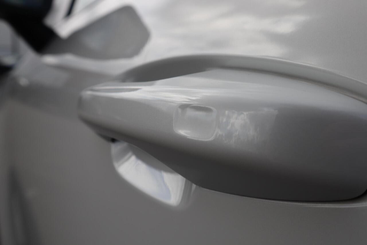 Volvo XC40 Single Motor Extended Range Plus 82 kWh