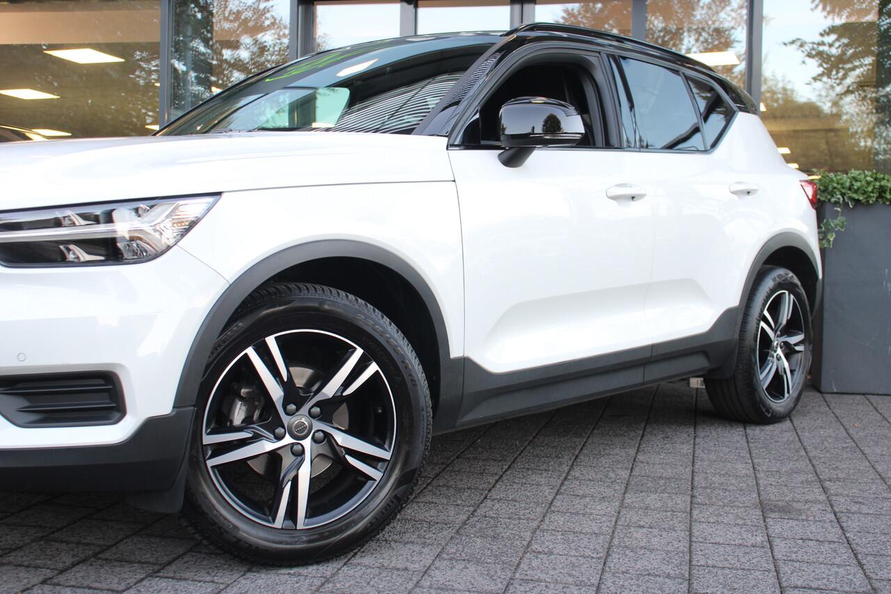 Volvo XC40 1.5 T3 R-Design Navi/360Camera/Memory/H-leder/18Inch