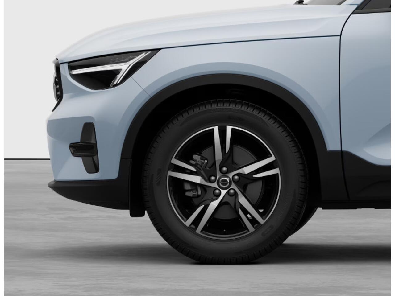 Volvo XC40 B4 211PK Automaat Plus Dark / Adaptive cruise control / Elektrische stoelen / Harman Kardon audio / Pilot assist / BLIS / Stoel en stuur verwarming / Elektrische achterklep / Parkeersensoren met camera / Google infotainment
