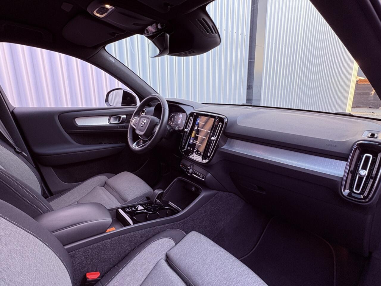 Volvo XC40 1.5 T5 Inscription Expr. Recharge | Harman Kardon | Camera