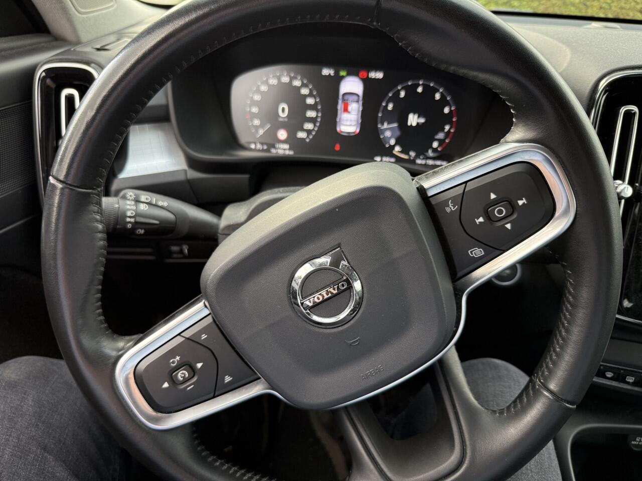 Volvo XC40 1.5 T3 Inscription XENON/CLIMA/NAVI