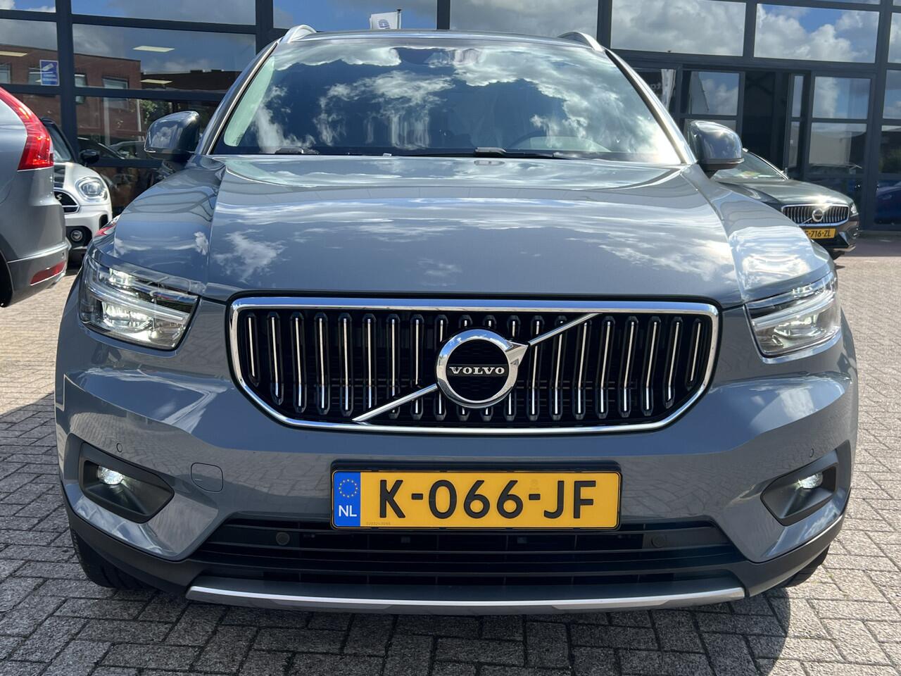 Volvo XC40 1.5 T5 Recharge 262 pk Business Pro Navigatie Camera Carplay ACC Bliss Pilot Assist 18 Inch Velgen DAB Sportstoel Keyless NL Auto 1e Eigenaar Plug-in Hybride