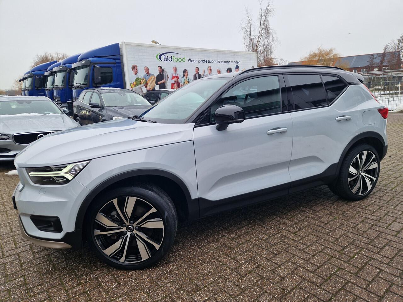 Volvo XC40 Recharge P8 AWD R-Design NL Auto | Pano | Harman Kardon | 360 Cam NL AUTO