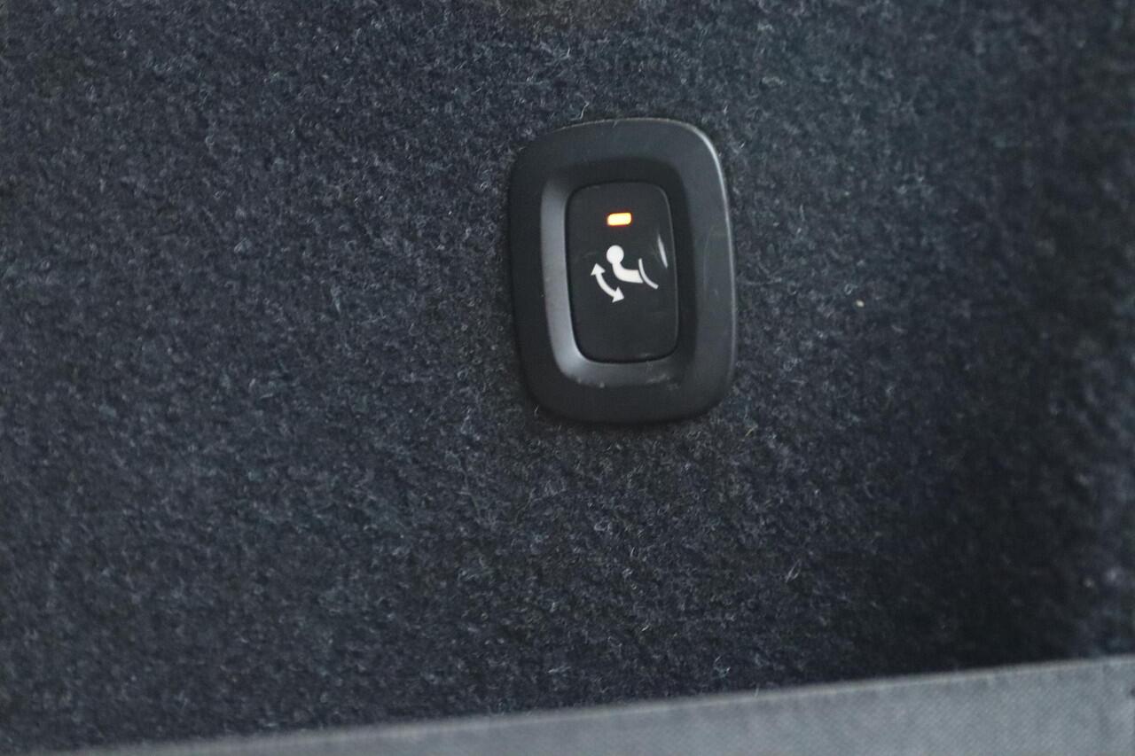 Volvo XC40 1.5 T2 AUT. BUSINESS PRO | CARPLAY | LED | ACC | HARMAN/KARDON | TREKHAAK | CAMERA