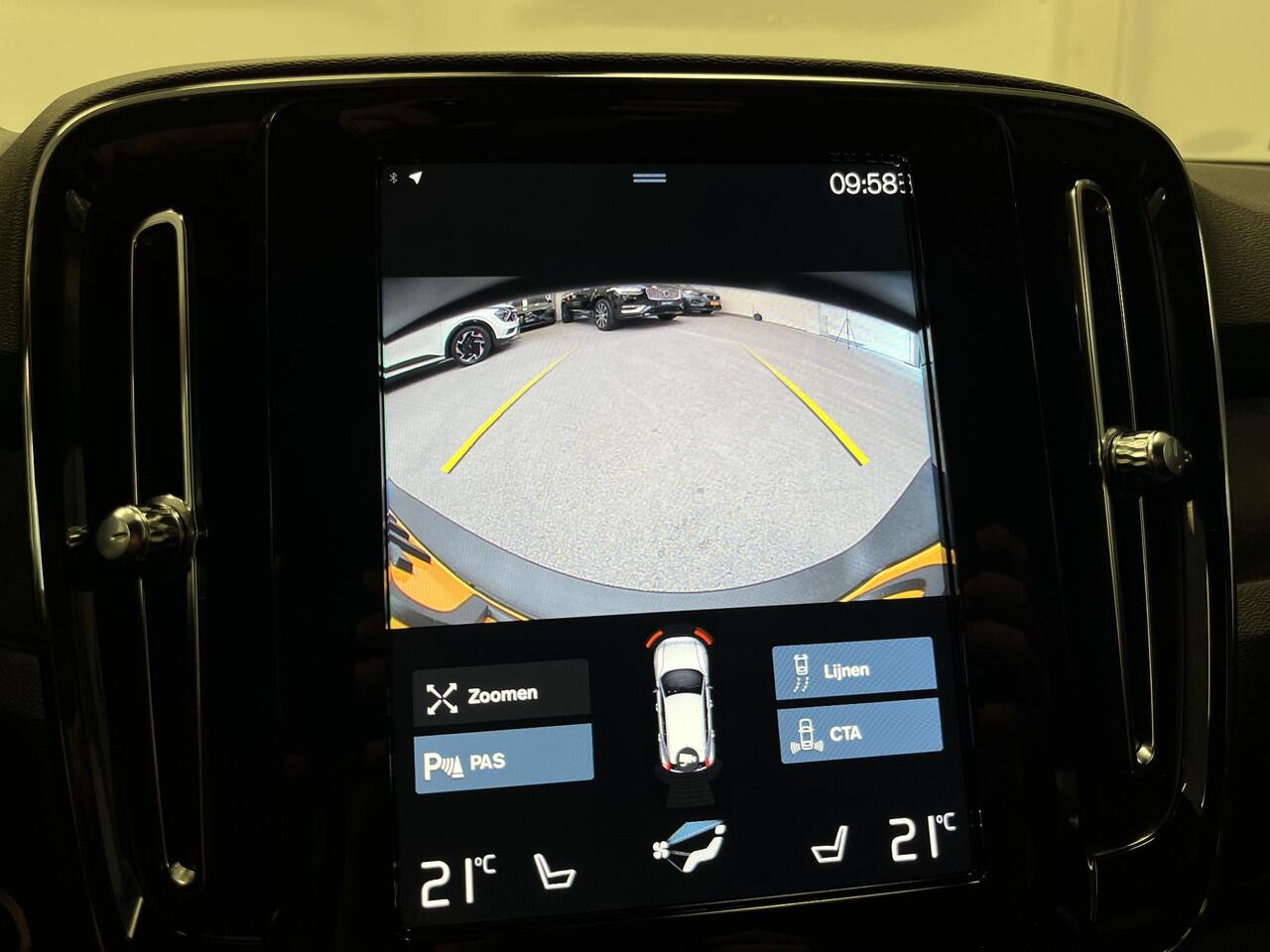 Volvo XC40 1.5 T4 Recharge Plus Dark | H&K | CARPLAY | CAMERA | LEDER | DEALERONDERHOUDEN | 97% SOH |