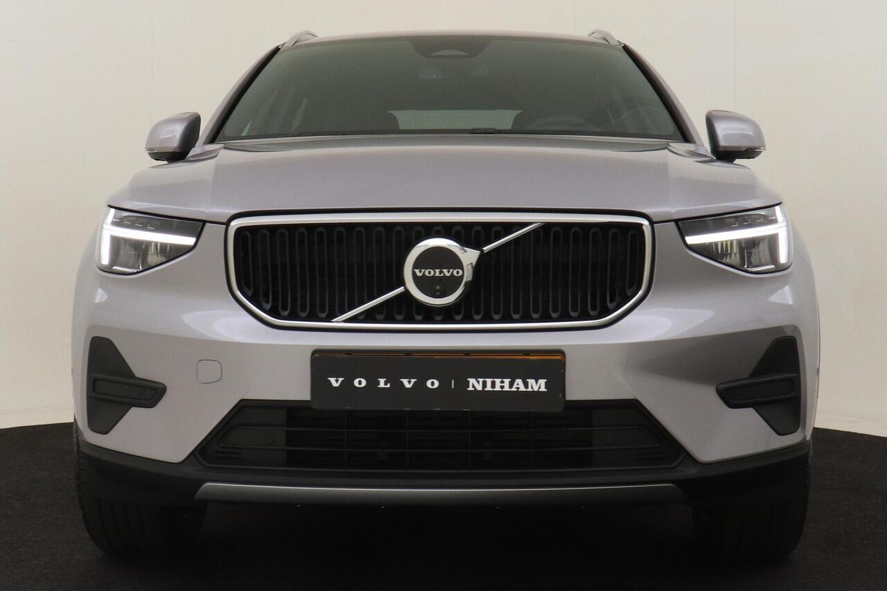 Volvo XC40 B3 (M-HYBRID) CORE BUSINESS EDITION -ADAP.CRUISE|360°CAM|HARMAN/KARDON|PRIVACY.GLAS|19"
