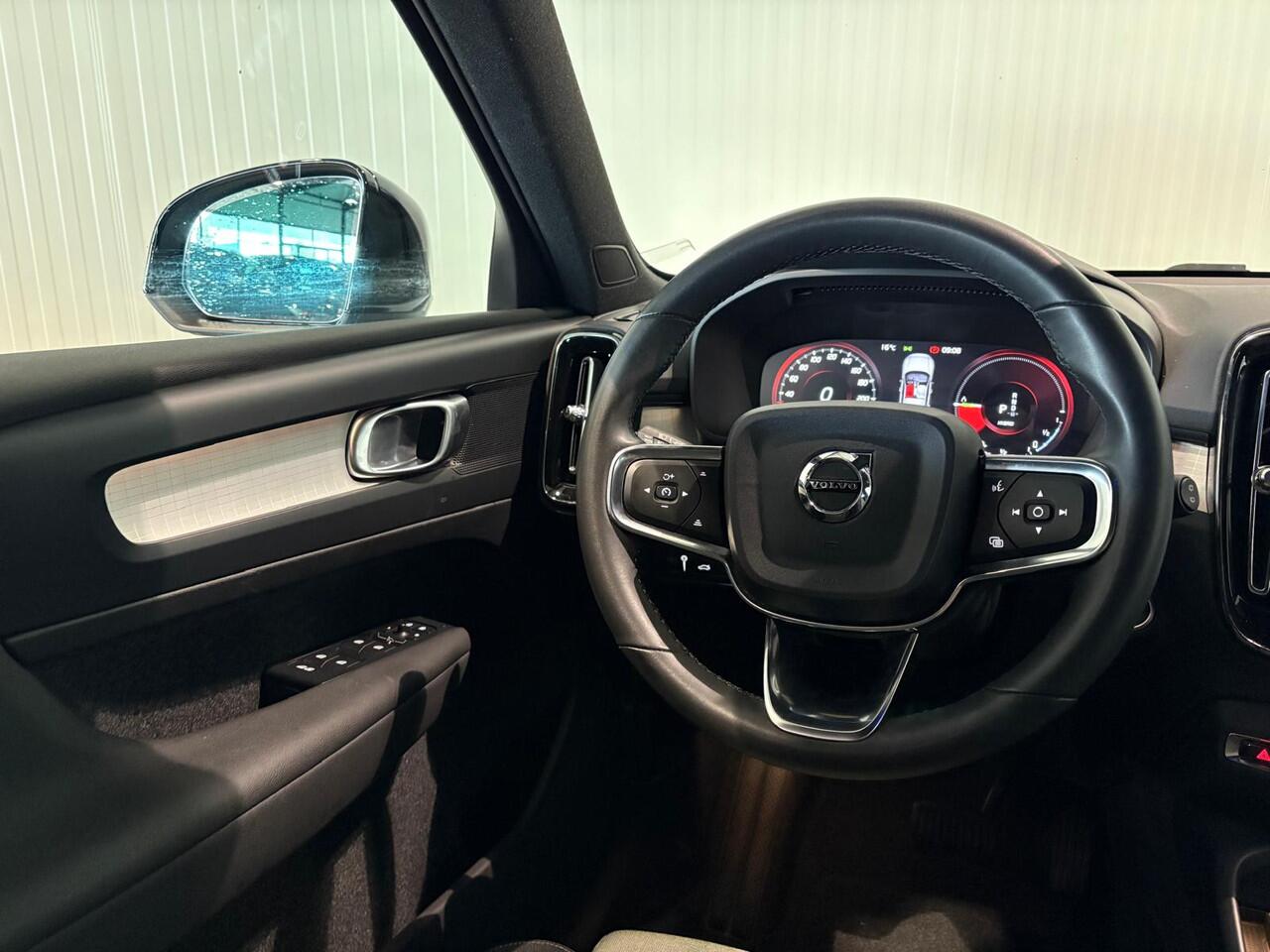 Volvo XC40 T4 Aut. Plug-In Hybrid Core Bright Parkeercamera 211pk