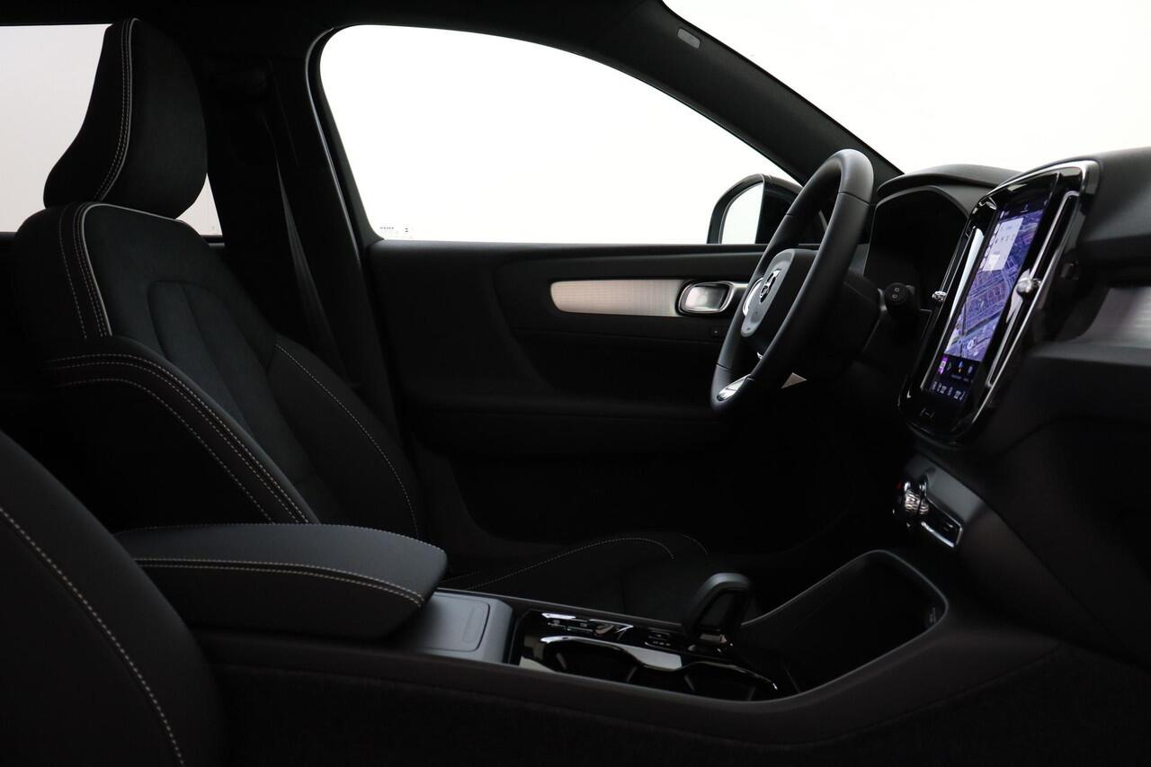 Volvo XC40 B4 (M-HYBRID) PLUS BLACK EDITION -PANO.DAK|HARMAN/KARDON|360°CAM|20"|POWER-SEATS|PRIVACY.GLAS|ADAP.LED