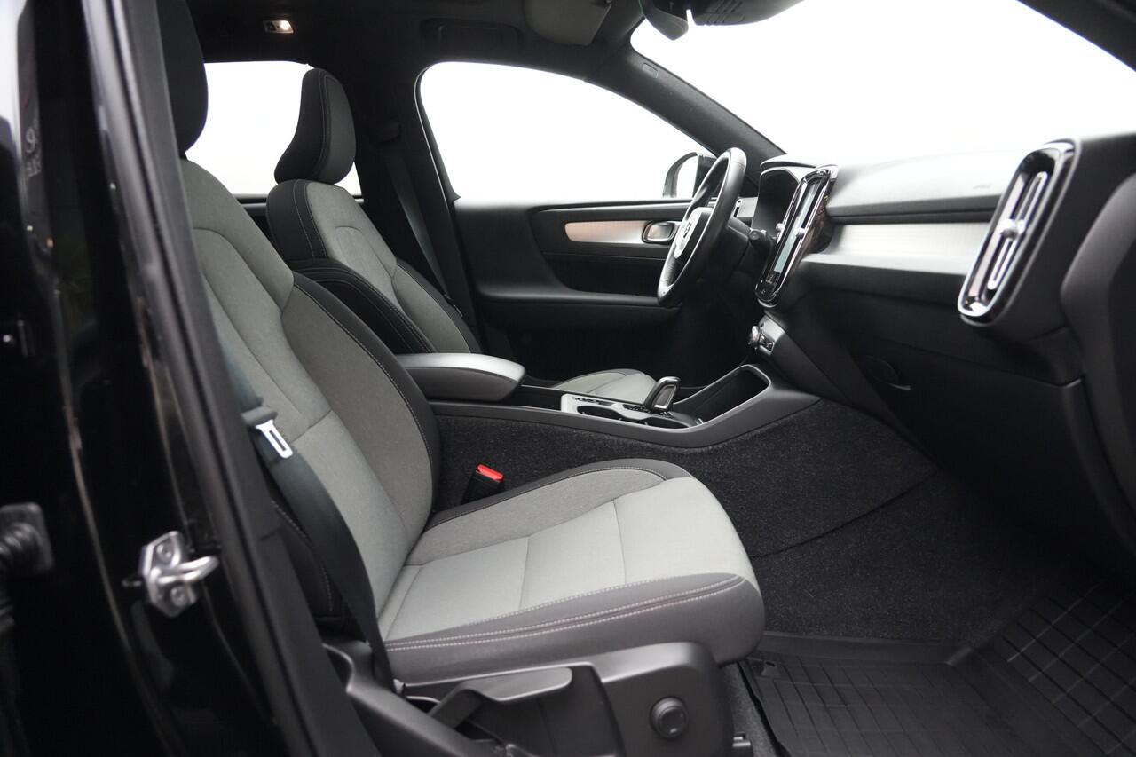 Volvo XC40 1.5 T5 Recharge Inscription 262pk Panoramadak/Navigatie/360Camera