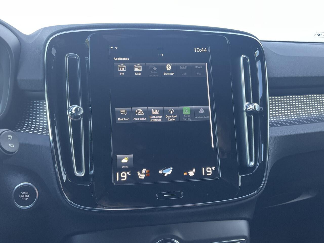 Volvo XC40 1.5 T5 262pk PHEV Recharge R-Design Elek.Trekhaak Leer Stoel/Stuurverw Adap.Cruise NL-Auto!