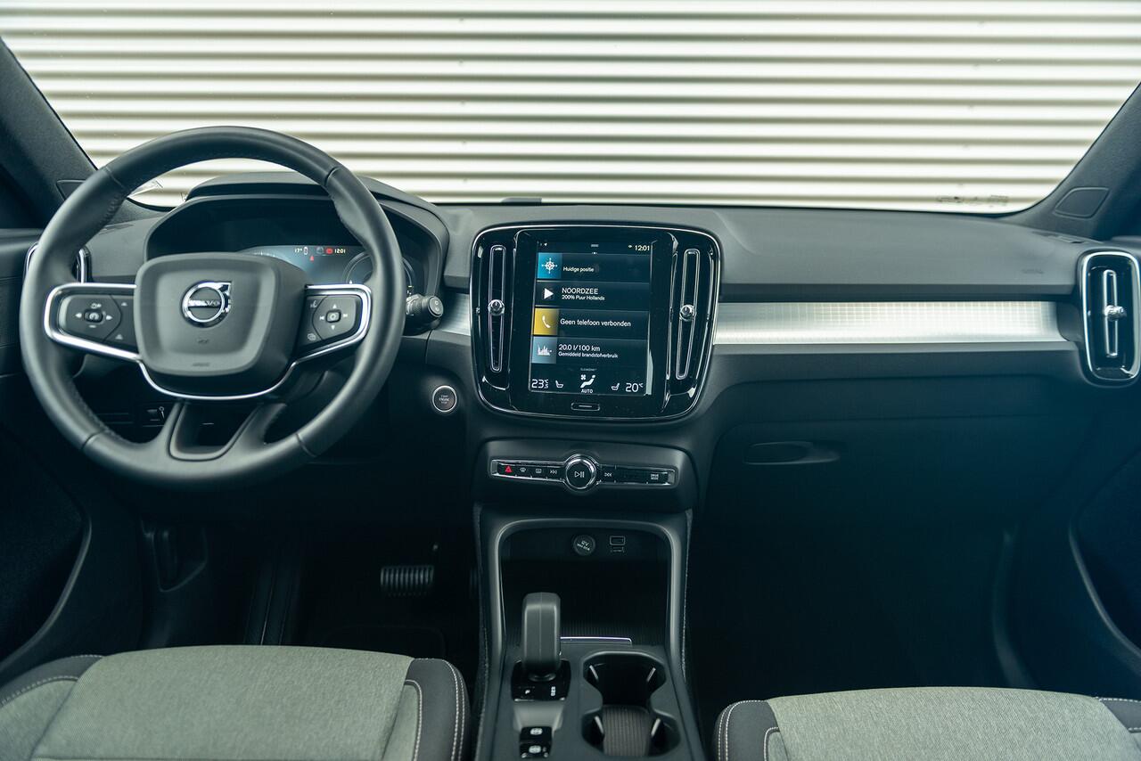 Volvo XC40 T4 Aut. Plug-in Hybrid Inscription Parkeercamera Stoelverwarming 211pk