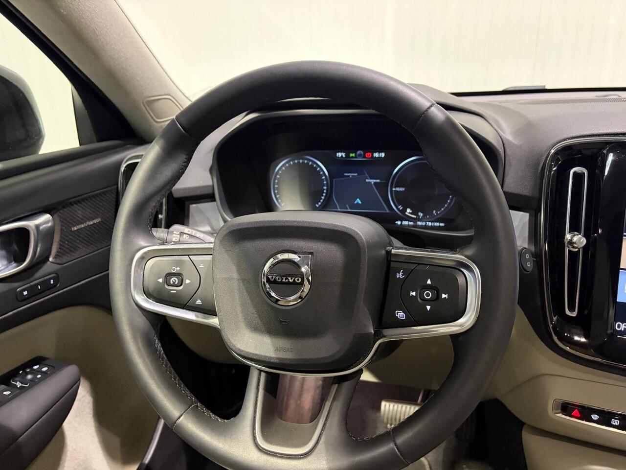 Volvo XC40 T4 Aut. Plug-in Hybrid Ultimate Dark ACC Parkeercamera 211pk