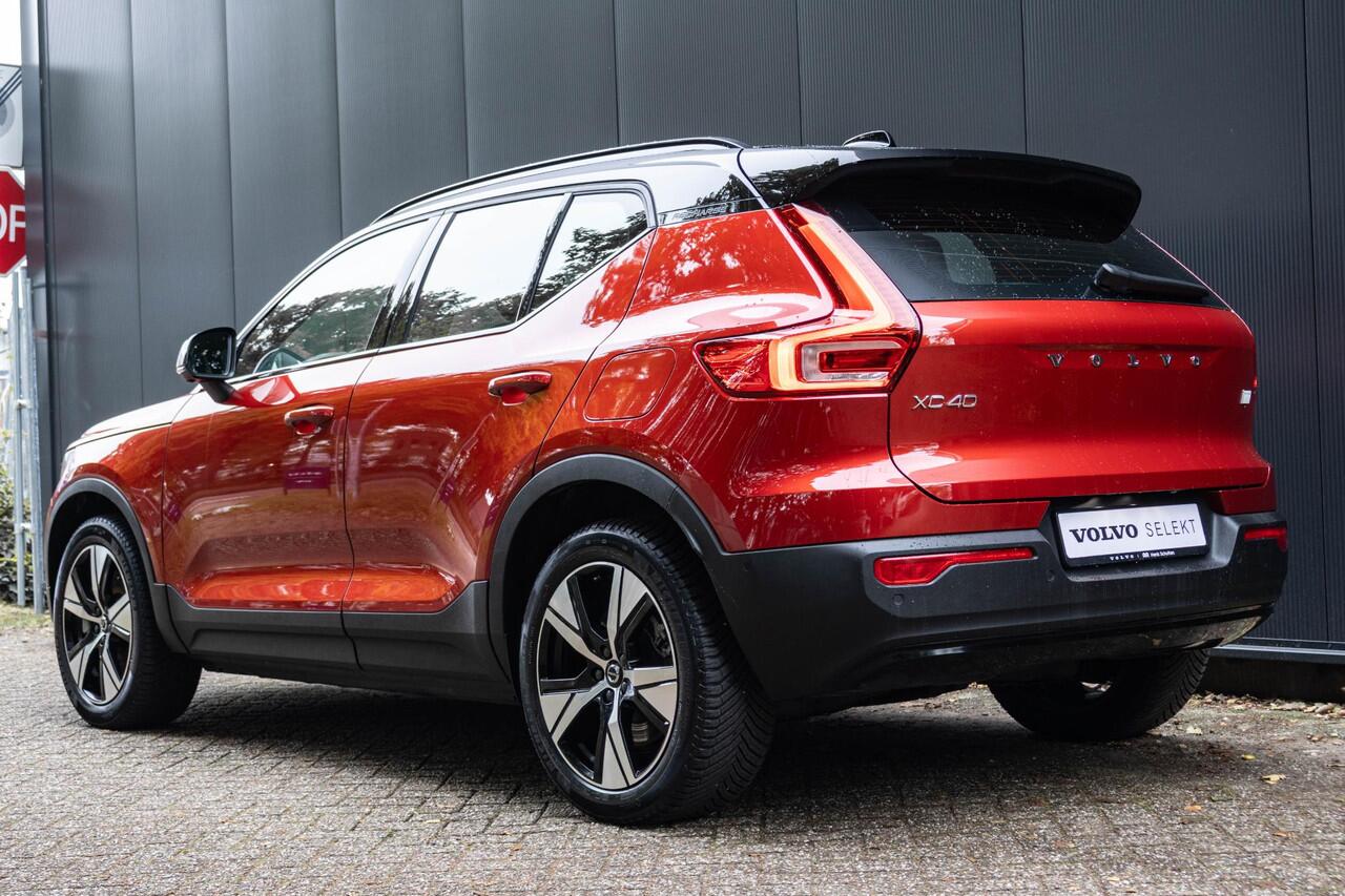 Volvo XC40 Recharge Pro | Trekhaak | 360 graden Camera | Panoramisch schuif-/kanteldak | All Season banden | Dodehoekbewaking | Apple Car Play | Elektrische achterklep | Elektrisch verstelbare bestuurdersstoel met memory |