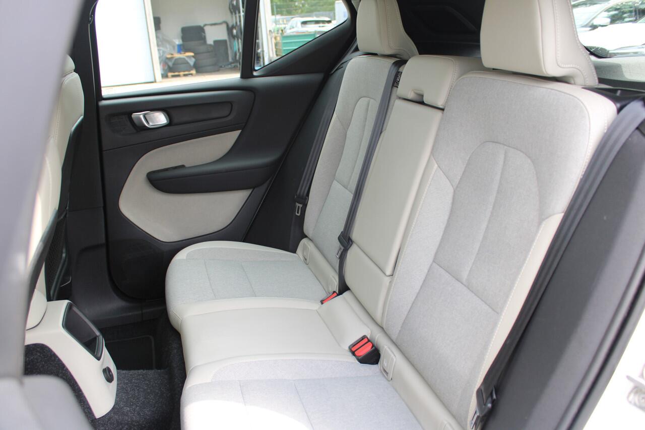 Volvo XC40 T5 Twin Engine Momentum Pro | Harman Kardon | BLIS | Trekhaak