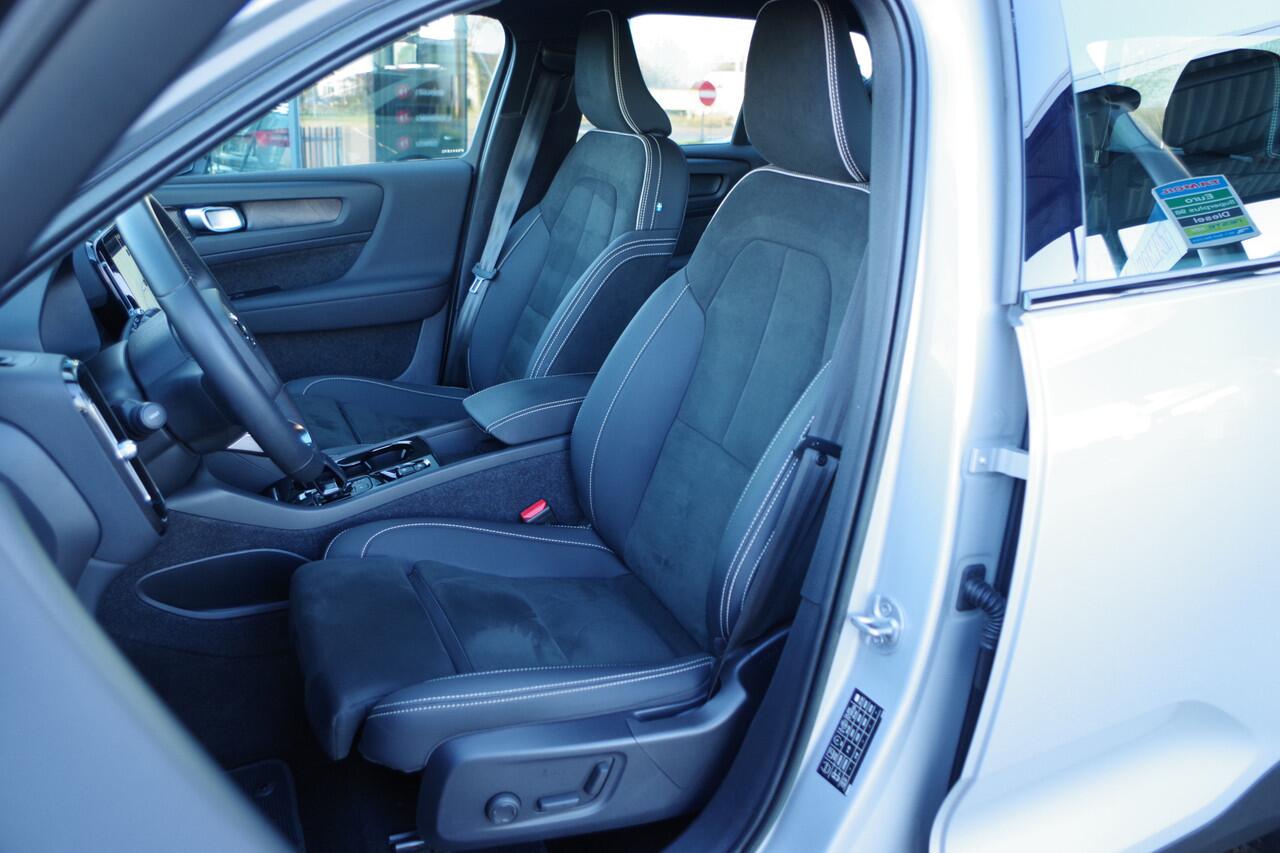 Volvo XC40 1.5 T5 262 PK Plug-In Hybrid Plus Dark, Leder-Alcantara, Harman/Kardon Sound, Winterpakket