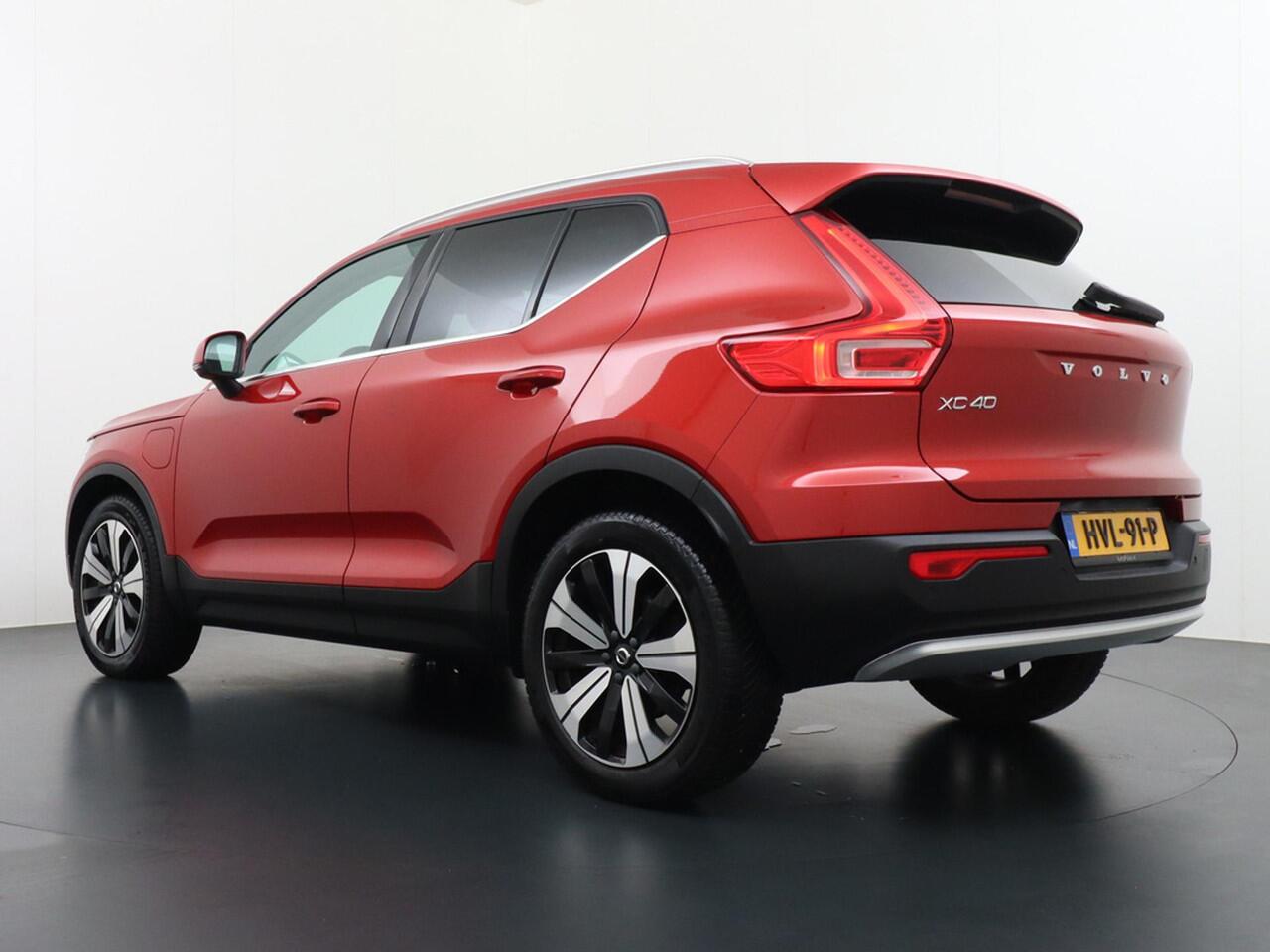 Volvo XC40 1.5 T5 Plug-in hybrid Ultimate Bright Panodak/Leder/AdaptiveCruise/Camera etc.
