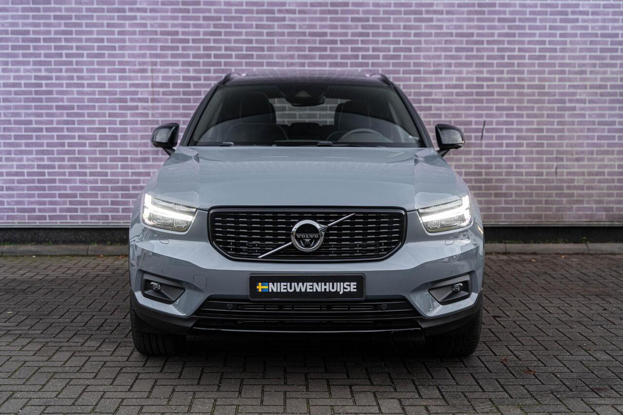Volvo XC40 1.5 T5 Recharge R-Design | Schuif-/ Kanteldak | Stoel- / Stuurverwarming | Harman Kardon Audio | Getint Glas | Cruise Control | 360 camera | Parkeerverwarming | Keyless | Carplay | Volvo on Call |