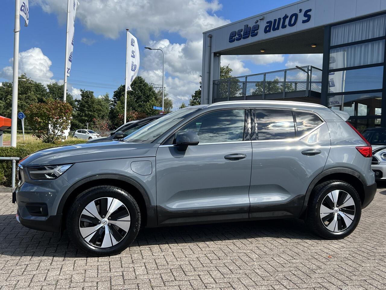 Volvo XC40 1.5 T5 Recharge 262 pk Business Pro Navigatie Camera Carplay ACC Bliss Pilot Assist 18 Inch Velgen DAB Sportstoel Keyless NL Auto 1e Eigenaar Plug-in Hybride
