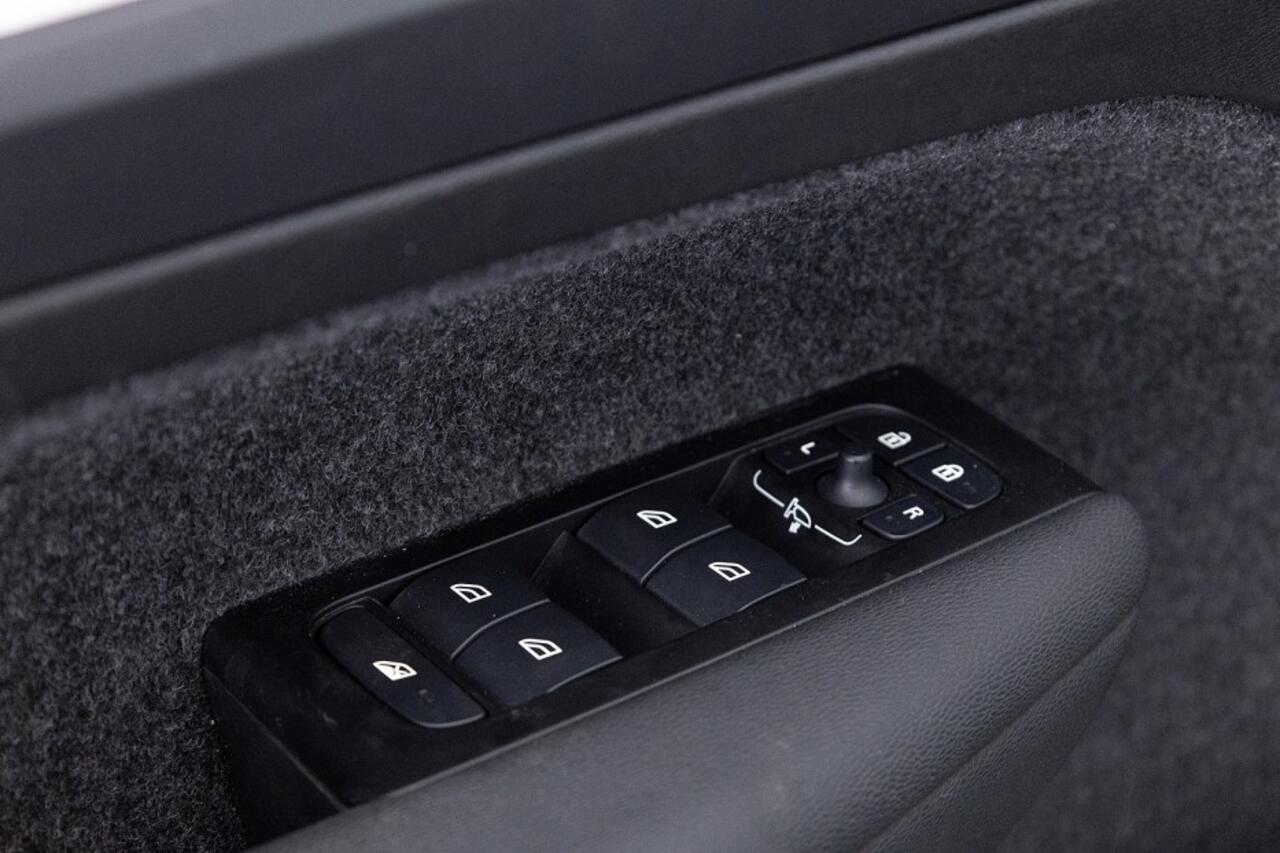 Volvo XC40 1.5 T4 Recharge Inscription Expression | NAVI | Full LED | PHEV