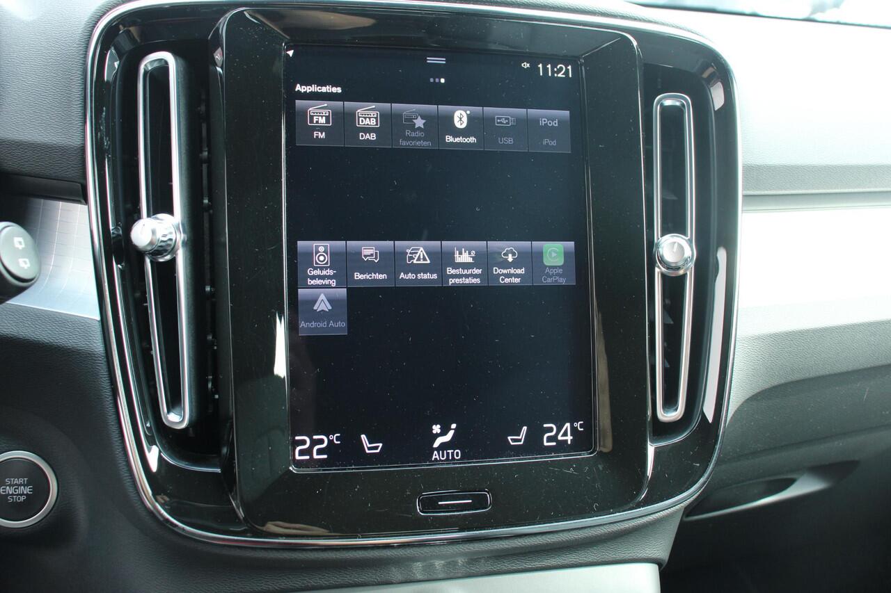 Volvo XC40 1.5 Plus Dark T4, Stoel, Stuur verwarming, FACE-LIFT, 2022, 45DKM,