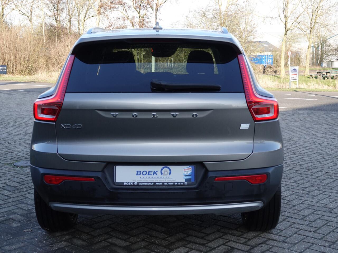 Volvo XC40 1.5 T4 Recharge Inscription Expr. NAVI | PDC V+A | ADAPT. CRUISE + PILOT ASSIST