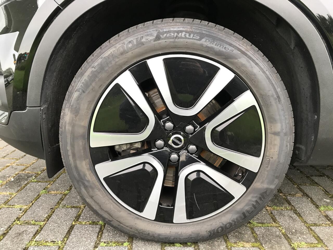 Volvo XC40 1.5 T5 Recharge Inscription | Rijklaar incl 12 mnd Bovag | Panoramadak Keyless Harman/Kardon 360 camera