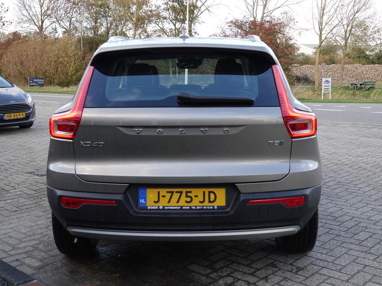 Volvo XC40 1.5 T5 Twin Engine Momentum Pro PILOT + ACC | BLIS | H-LEER | HK AUDIO