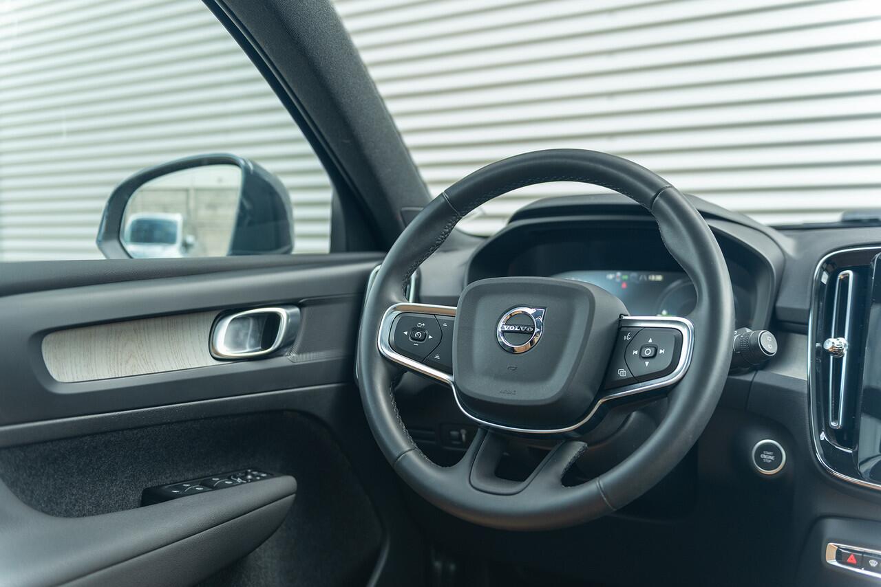 Volvo XC40 T4 Aut. Plug-In Hybrid Inscription Panoramadak Leder 211pk