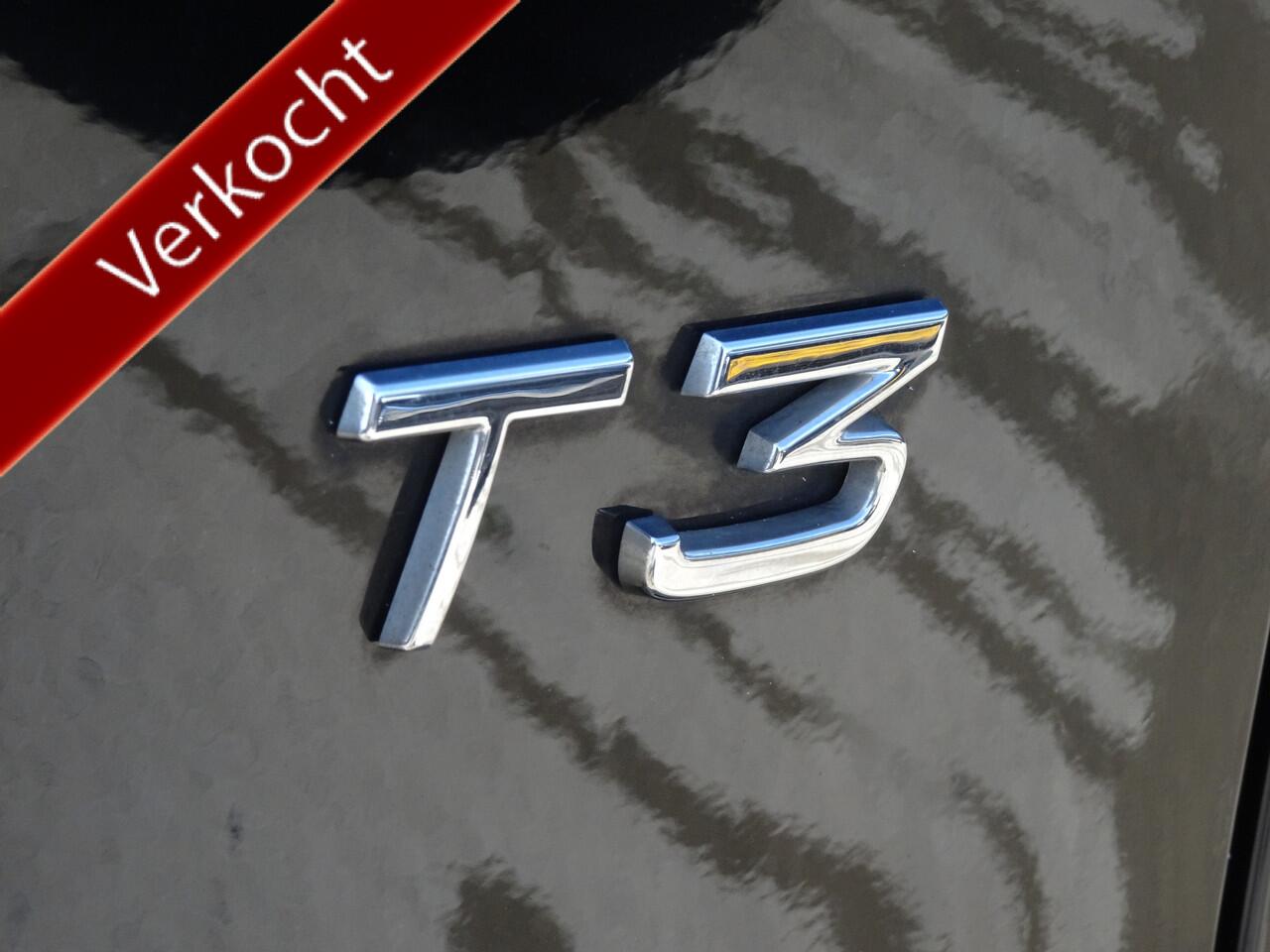 Volvo XC40 1.5 T3 R-Design