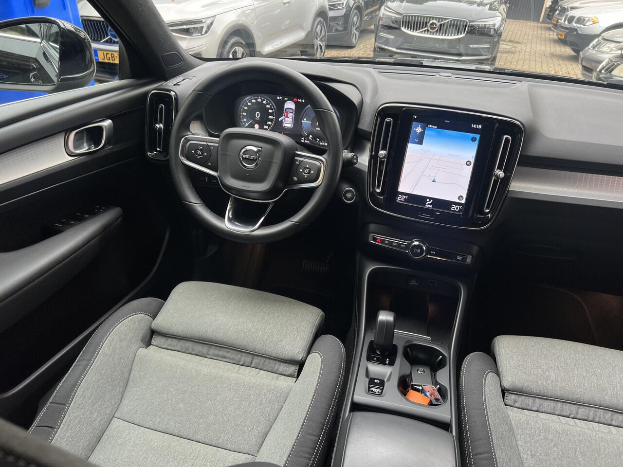 Volvo XC40 1.5 T4 Recharge Core Bright Trekhaak Navigatiesysteem