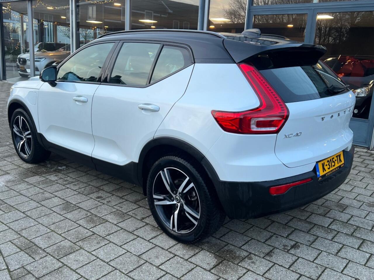 Volvo XC40 RECHARGE PRO